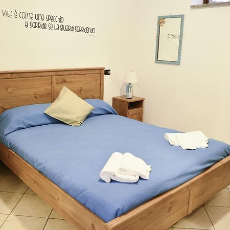 A Casa Di Sole Brovello Apartman Kültér fotó